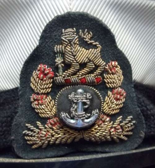 SADF - SA NAVY WARRANT OFFICER CAP - BULLION BADGE (READ DESCRIPTION)