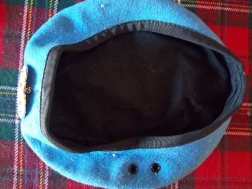 UN BERET AND BADGE  AS ISSUED TO SANDF TROOPS ON UN DEPLOYMENTS