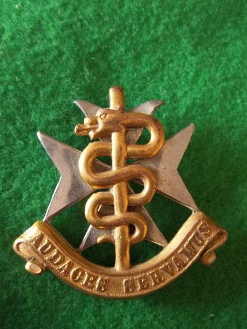 SADF - MEDIC CAP / BERET BADGE - SHORTENED SCREW POSTS