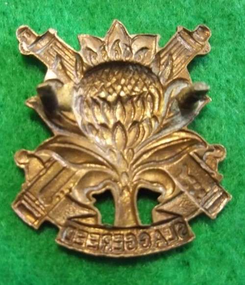 SADF - REGIMENT LANGENHOVEN CAP BADGE - SCREW POSTS INTACT