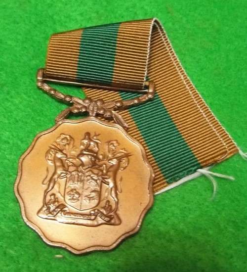 SADF 10 YEAR SERVICE MEDAL (BRONZE) FULL SIZE