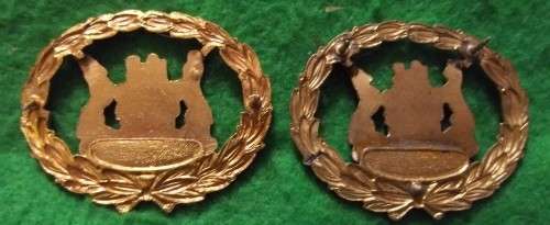 SA POLICE (PRE 1994) 2 X WO RANK BADGES - 2 PINS ON EACH INTACT