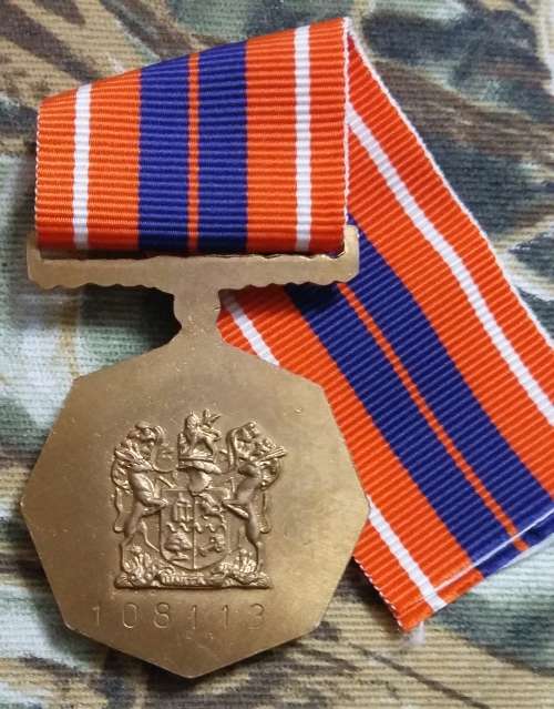 SADF - FULL SIZE PRO PATRIA MEDAL - ENAMEL ROUNDEL - FIXED SUSPENDER