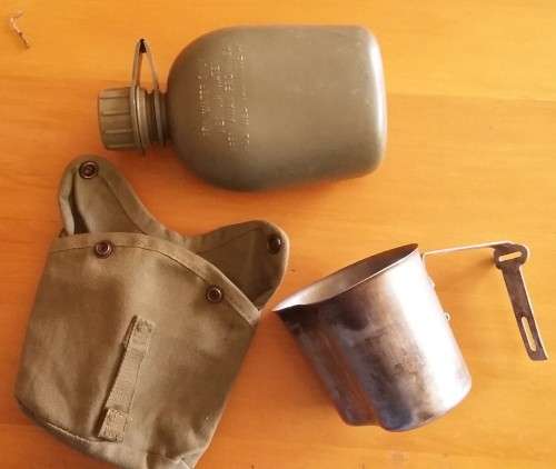 SADF - PATT 73 WATER BOTTLE COMPLETE WITH FIREBUCKET