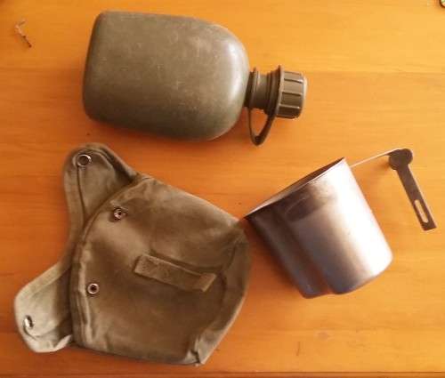 SADF - PATT 73 WATER BOTTLE COMPLETE WITH FIREBUCKET