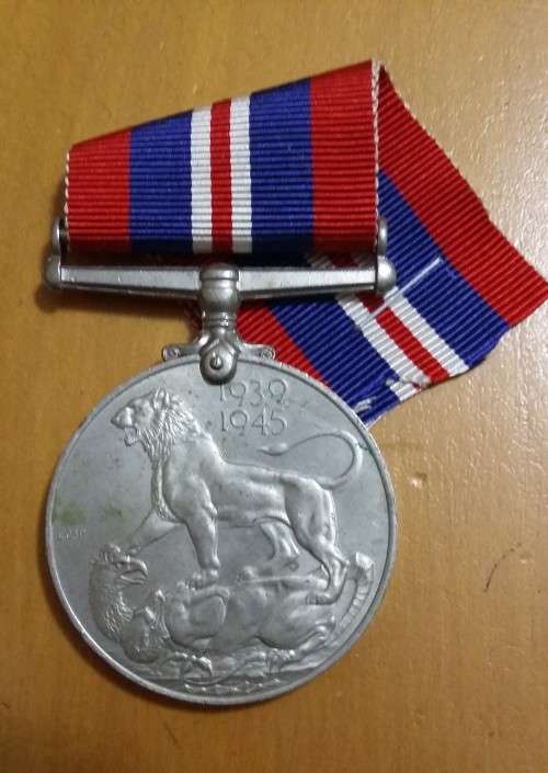 1939 / 45 WAR MEDAL - UNNAMED