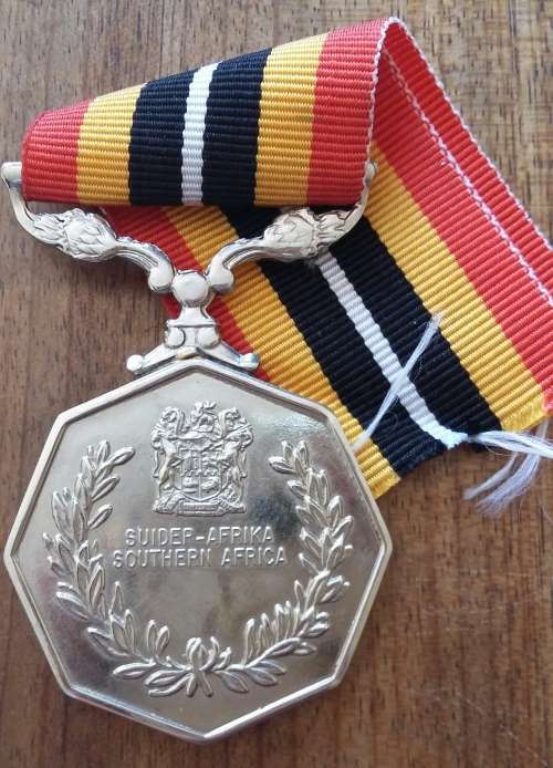 SADF -  SOUTHERN AFRICA MEDAL  - RIM NUMBERED