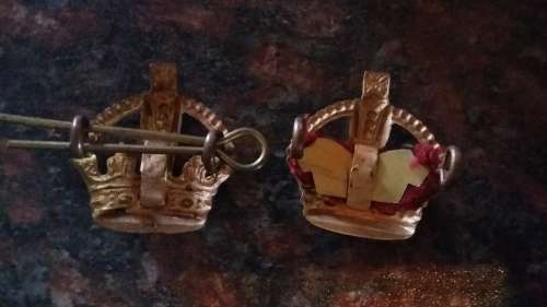 SADF / UDF - 2 X MAJOR RANK CROWNS LOT - PINS INTACT