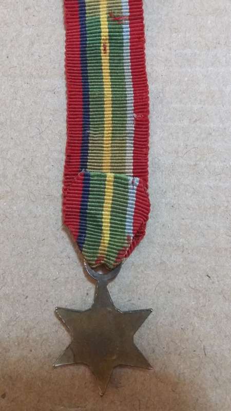 WW2 PACIFIC STAR  MINIATURE  MEDAL