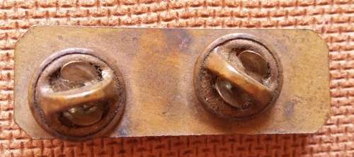 SADF - 1 ST CLASS SHOTTIST "SKIETBALKIE" PINS INTACT - ENAMEL TYPE