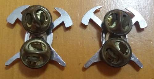 SAAF - 2 X FIREMAN COLLAR BADGES ( FACING ) - PINS INTACT