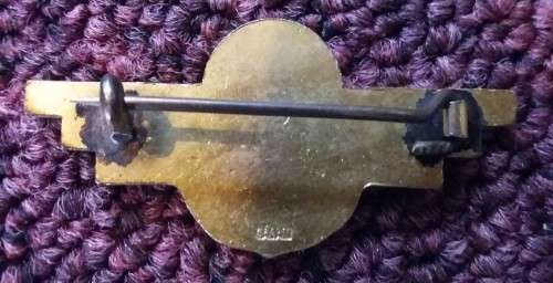 WW2 (WAAF) WOMEN'S AUX AIRFORCE - FIRST PATTERN WIN - PIN INTACT