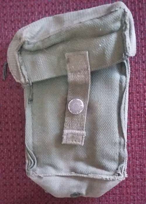 SADF - 70'S PATTERN GREEN CANVAS R1 RIFLE AMMUNITION POUCH