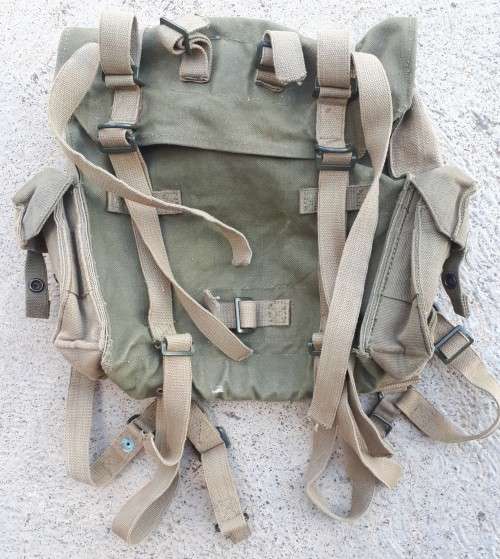 SADF - 70'S PATTERN GREEN CANVAS BACKPACK - ALL CLIPS, BUCKLES AND STRAPS INTACT