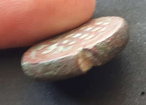 UNKNOWN HAMMERED COPPER COIN 2CM ACROSS