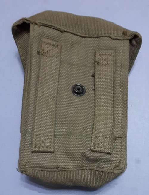 SADF PAT 73 - R1 AMMO POUCH - UNUSED
