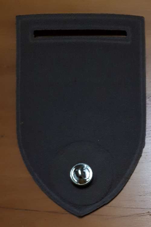 SADF - REGIMENT DE WET SHOULDER FLASH - PIN INTACT