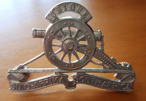 SADF ARTILLERY CAP BADGE  - SCREWS INTACT