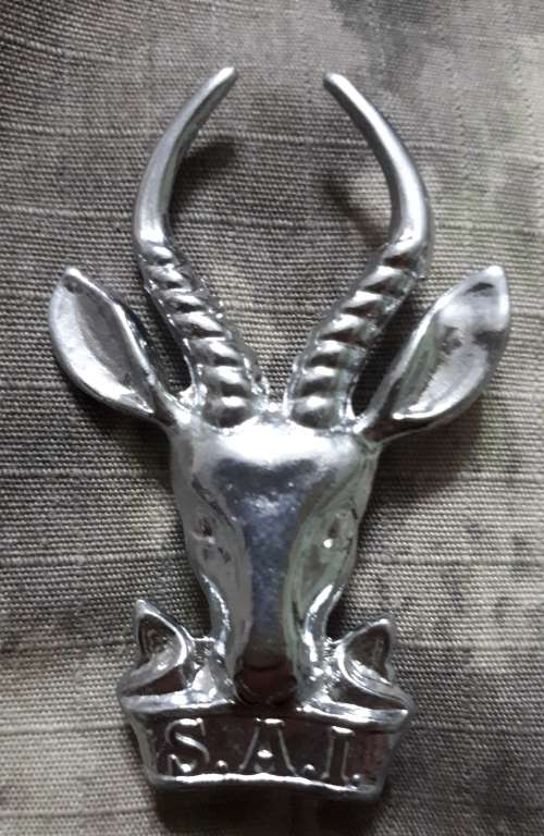 SADF INFANTRY CAP BADGE (LARGE) - LUGS INTACT