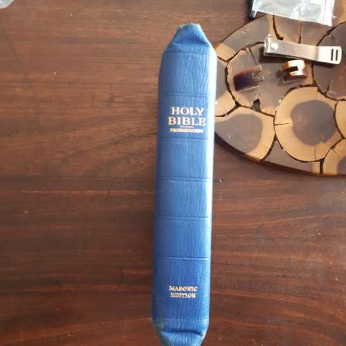 FREEMASON BIBLE WITH SIGNATURES