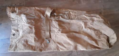 SADF LIGHT BROWN DUFFEL BAG (BALSALK) USED CONDITION