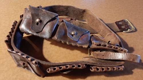 1916 WW1 ERA - 50 ROUND MILITARY LEATHER AMMUNITION BELT (BANDOLIER)