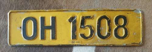 OLD (NOT CURRENT)  VEHICLE NUMBER PLATE