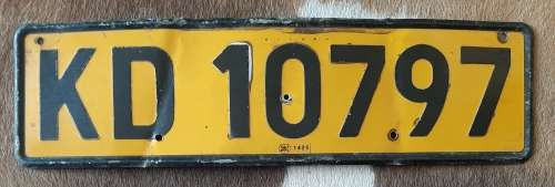 OLD (NOT CURRENT)  VEHICLE NUMBER PLATE
