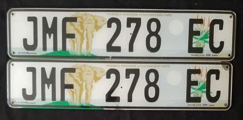 OLD VEHICLE NUMBER PLATE LOT (EX PUB DECOR)