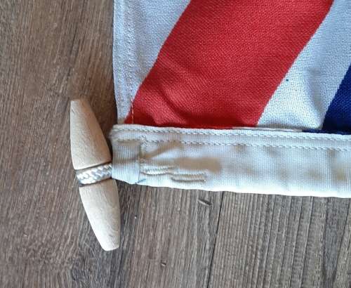 BRITAIN - ORIGINAL UNION JACK -- 85 X 185 CM