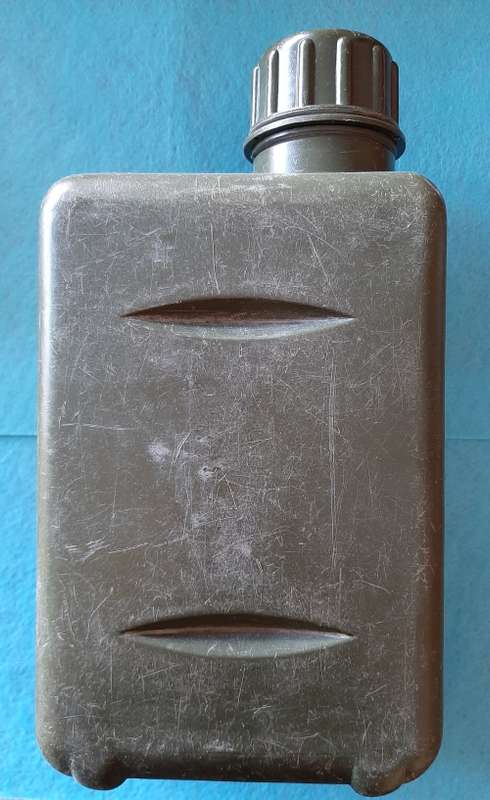 SADF 2L WATER BOTTLE (LARGE LID TYPE) - USED