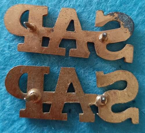 SAP (PRE 1994) BRASS SHOULDER TITLE PAIR