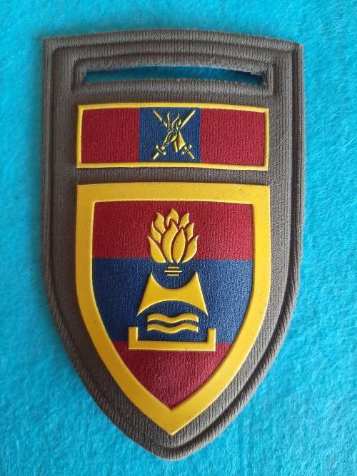 SADF - 2 FIELD ENGINEER SHOULDER FLASH ( PIN INTACT)