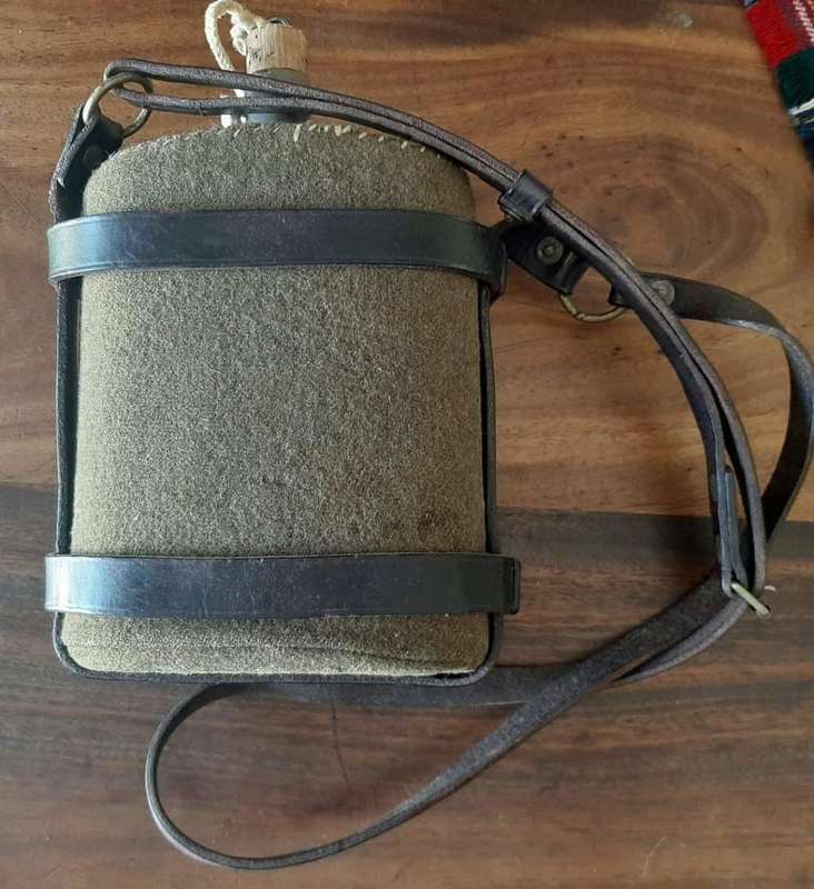 VINTAGE ENAMEL WATER BOTTLE WITH ALL LEATHER STRAPS (SAP STAMP ON BOTTOM )