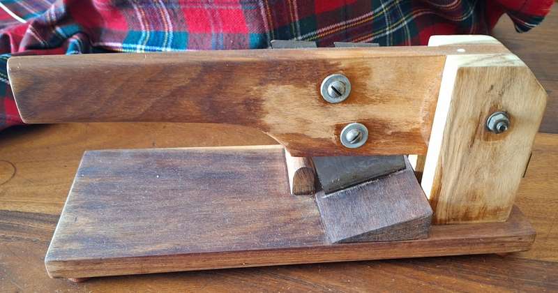 BILTONG HAND SLICER (EX PUB EQUIPMENT) FULLY FUNCTIONAL