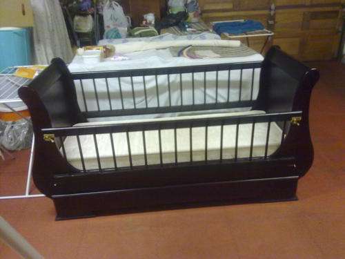 LARGE BEAUTIFUL cot for baby or small child WITH MATTRESS