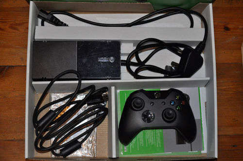 Xbox One Complete Console 500GB withThe Withcer III As New with 3 months FREE Xbox live