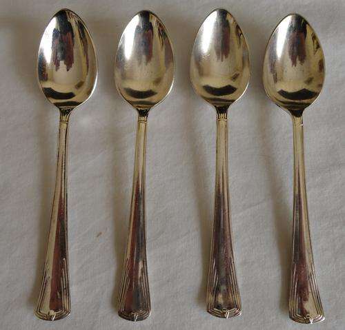 Teaspoons Set 4 NO RESERVE !!!!!
