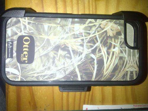 iPhone 5 : Otterbox Defender Series Case * BLACK REAL TREE CAMO* ( BRAND NEW) IN STOCK!