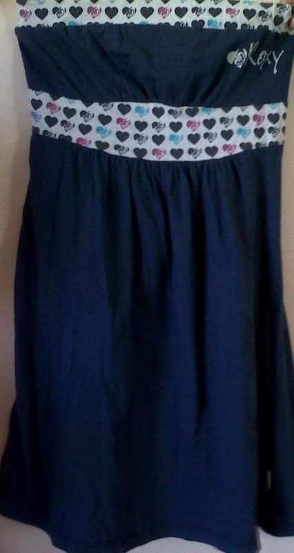*CLEARANCE* ROXY TOP SIZE MEDIUM GOOD CONDITION