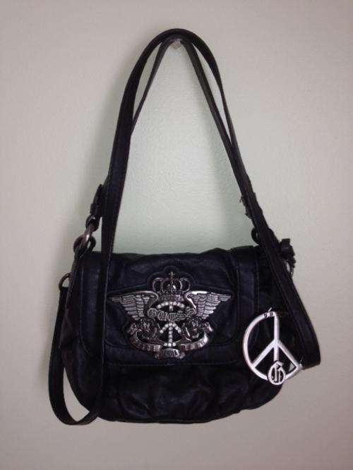 CUTE GUESS HANDBAG WITH PEACE SIGN PERFECT CONDITION