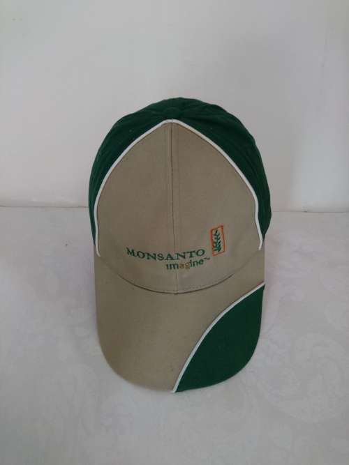 Caps branded Collection of 15