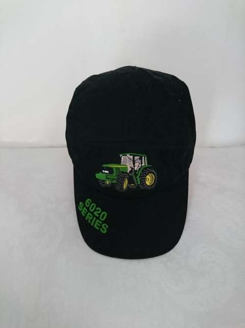 Caps branded Collection of 15