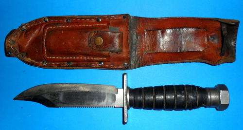 Camillus Pilot Survival Knife - N.Y. 8-1979 with Pouch