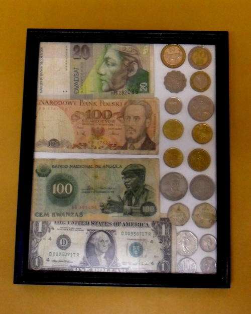Frame with 4 Bank Notes & 18 Coins - International Collection