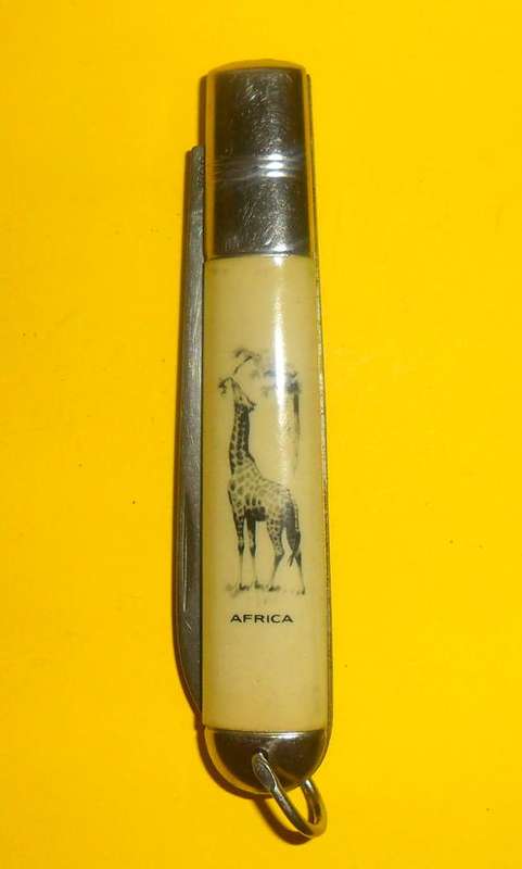 Vintage Richards Sheffield England Pocket Knife (Giraffe Motif)