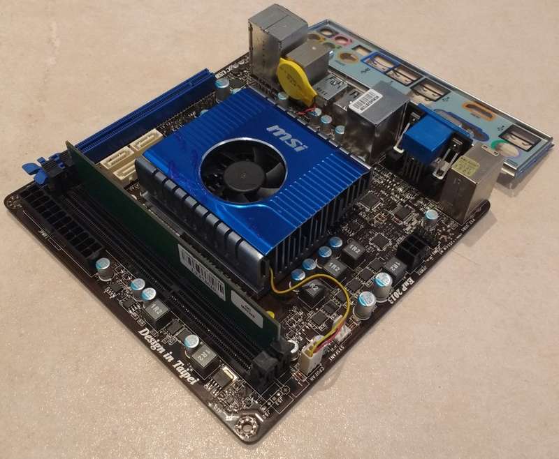 MSI E350IA-E45 mini-ITX motherboard with CPU and RAM