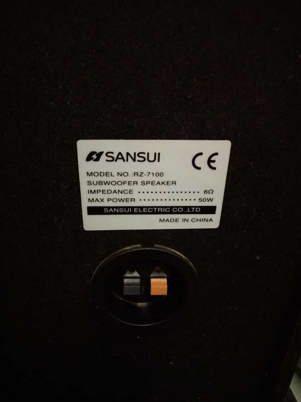 2.1 Speakers : Sansui subwoofer + LG speakers