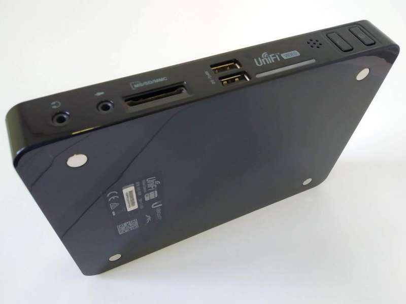 Foxconn NanoPC NT-IBT18 | J1800 CPU | 4GB RAM | SSD