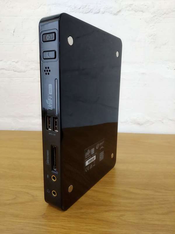 Foxconn NanoPC NT-IBT18 | J1800 CPU | 4GB RAM | SSD